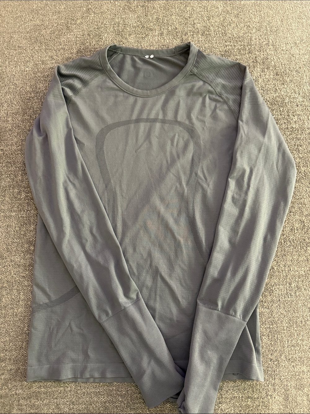 lululemon athletica Men's Long Sleeve Top - Gray